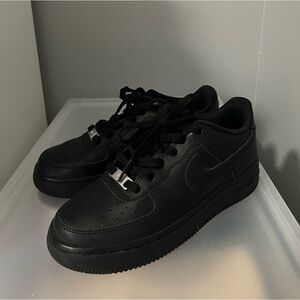 Black Nike Air Force 1